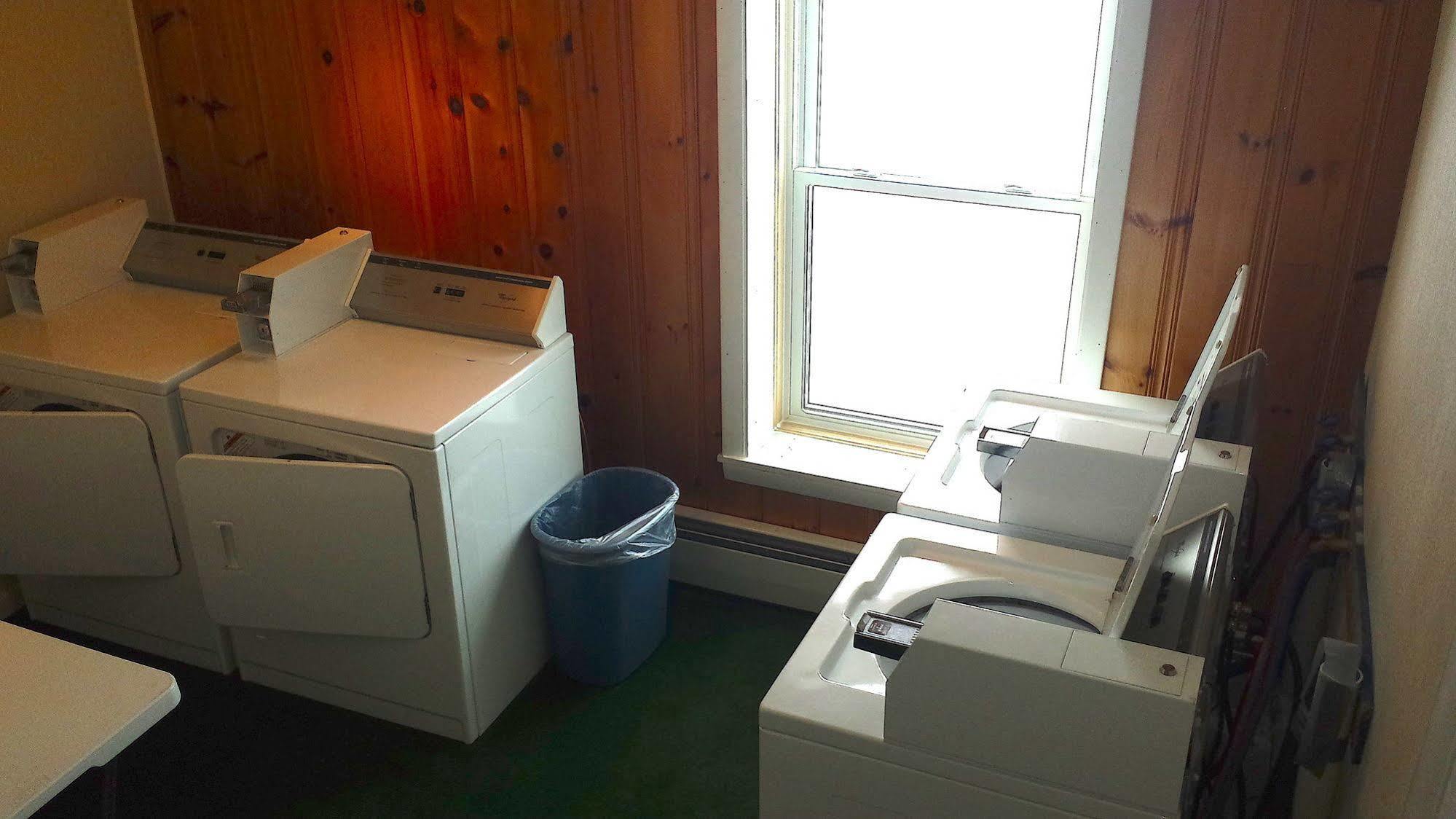 Baxter Park Inn Millinocket Экстерьер фото